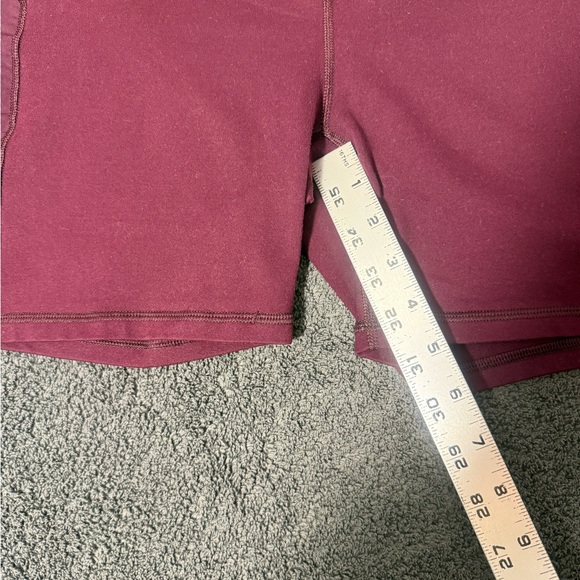 Fabletics Powerhold High Waisted Shorts- Burgandy Size XL - Picture 4 of 4